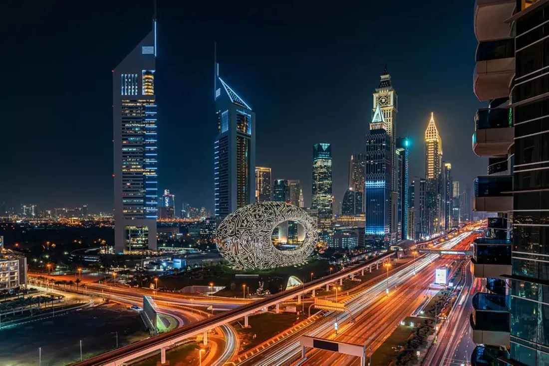 stopover-in-dubai_dubai-by-night