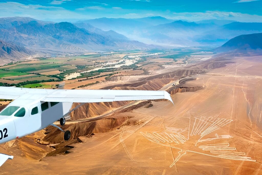 aeroplano-sobrevuela-lineas-de-nazca-peru-1024x683
