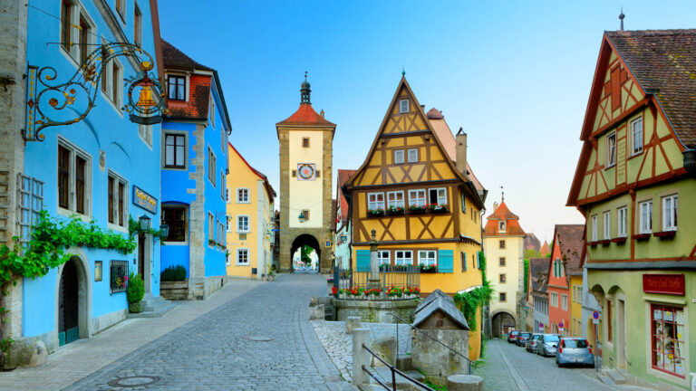 rothenburg_ob_der_tauber_rothenburg_o_d_tauber_ploenlein_mit_kobolzeller_steige_und_spitalgasse